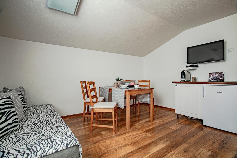 Apartment Renata See